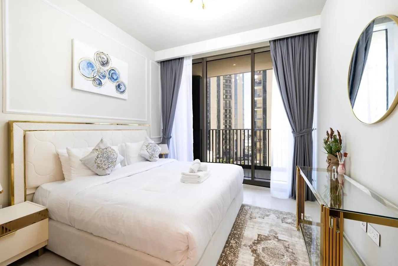 Vibrant Living In The City Center - Dubai Creek Harbour
