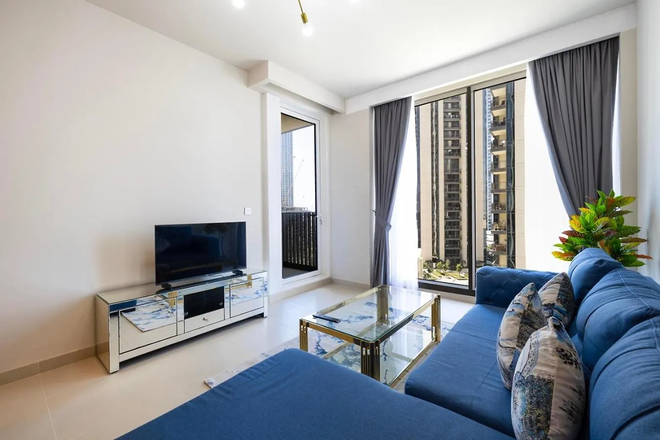Apartment Vibrant Living In The City Center - Dubai Creek Harbour United Arab Emirates